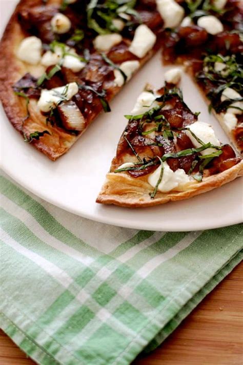 Appetizer Recipe Flatbreads With Goat Cheese Caramelized