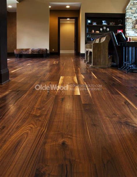 The splendor of wood is unmatched by any other. Antique Reclaimed Wide Plank Flooring from Olde Wood ...