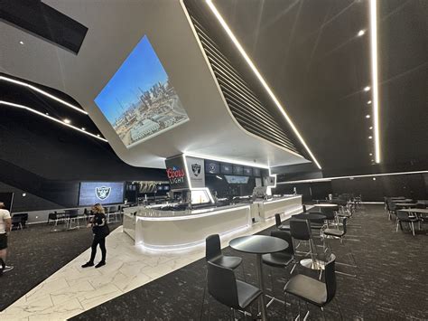 Allegiant Stadium Tour - Review & What To Expect!