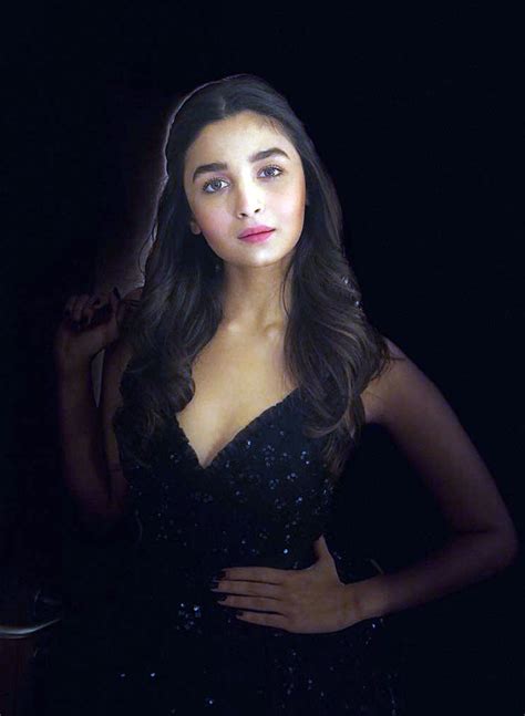 Alia Bhatt Hot And Sexy Photos World Mobil Plaza 44544 Hot Sex Picture