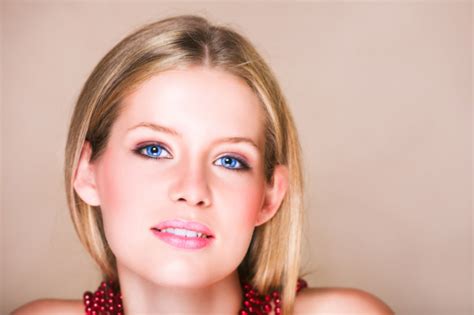 Best Lip Colors For Blonde Hair Blue Eyes Lipstutorial Org