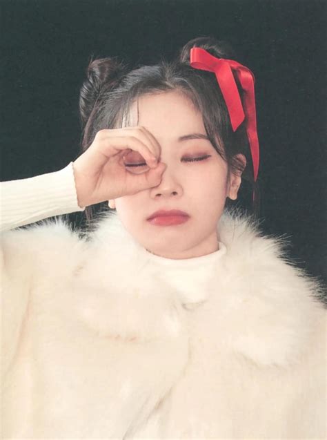 dahyun is so cute i would love to fuck her throat and cum all over her pretty face 💦💦 r twice fap