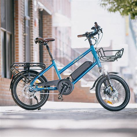 This is a noticeable step up from the 750 watt motor found. Ariel Rider M-Class Review: This mini ebike is almost ...