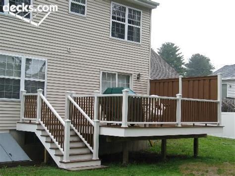 A cookie cutter privacy screen will leave your space awkward and eat up precious functional space. Trex Decking and Railing with Privacy Wall / Trex Fencing ...