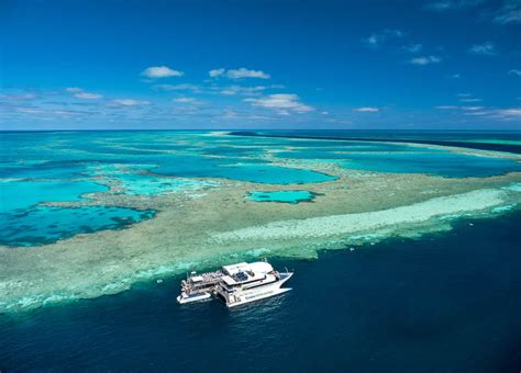 Review Sail The Whitsundays Snorkel The Great Barrier Reef With