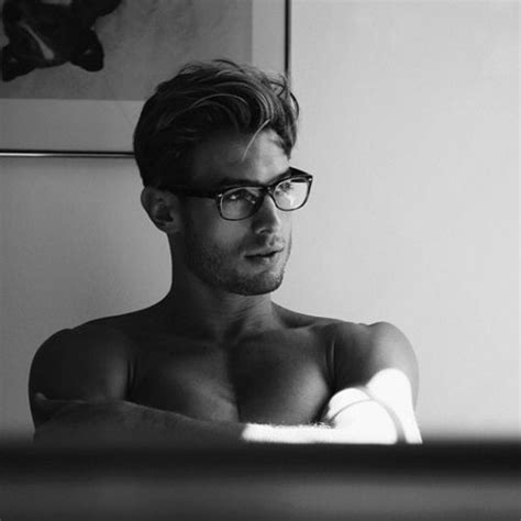 Are Guys With Glasses Attractive Girlsaskguys