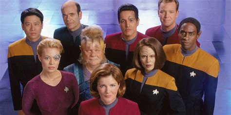 Star Trek Voyager Cast Reunites For Stars In The House Cbr