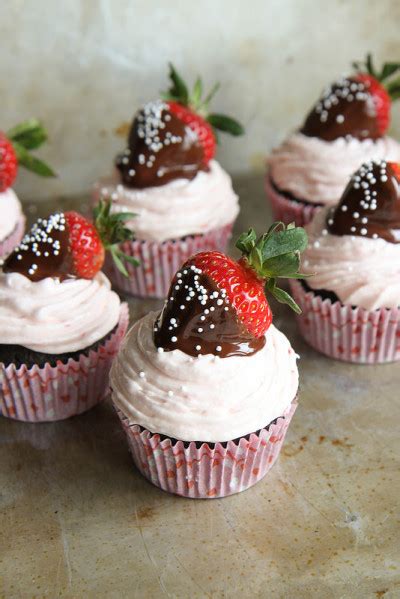 Chocolate Covered Strawberry Cupcakes Tumbex