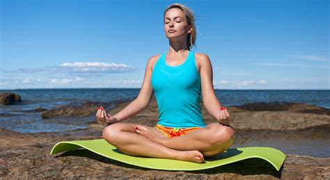 Using Yoga To Manage Stress