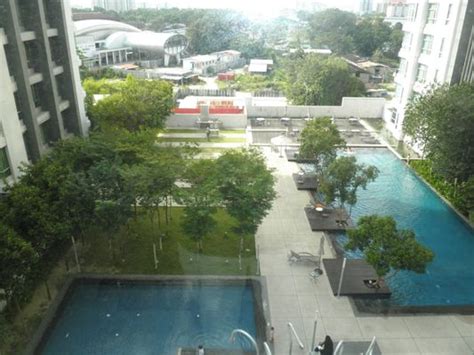 Aeon mall menghadirkan apartemen saffron nobel sentul city yg terconnection langsung. The Saffron, Sentul Insights, For Sale and Rent | EdgeProp.my