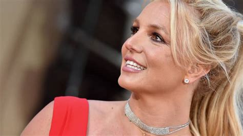 Simpel Uitgelegd Wat Speelt Er Rond Britney Spears Dit Gebeurde Tot