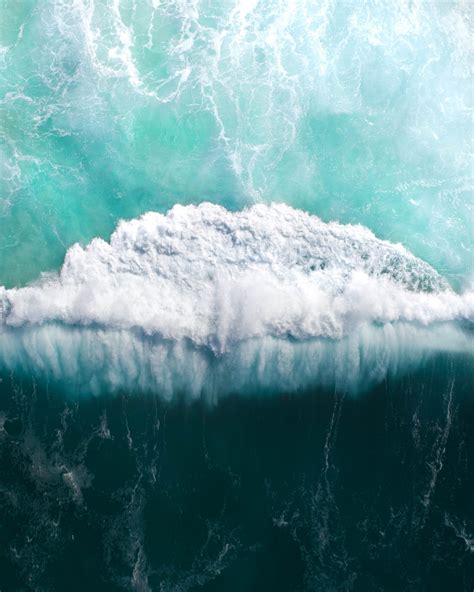 Breathtaking Wave Photos You Wont Believe Are Real Readers Digest