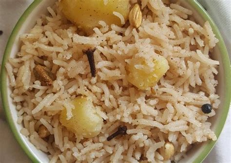 Aloo Pulao Potato Rice Recipe By Mulunga Alukwe Cookpad
