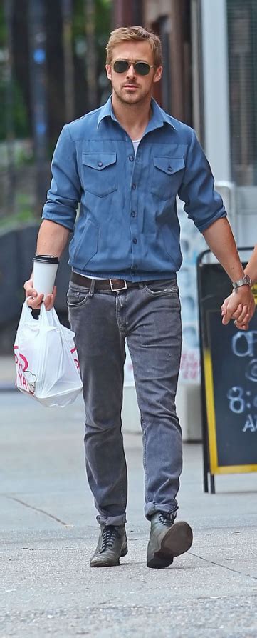 Ryan Gosling Rocks Double Denim One Of His Favorite Looks At The Grocery Store In 100 Degree