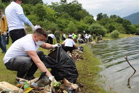 320 Teams Along 161 Rivers Join River Cleanup World River Cleanup