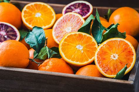 A perfect rhyme demands the exact match of the way the word sounds. Types of Oranges | What Varieties Are Best for Homesteading?