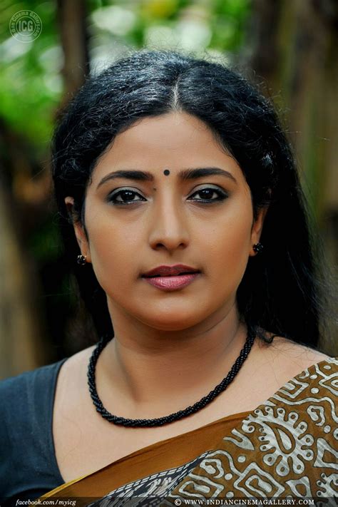 Praveena Actress Photos Stills Gallery