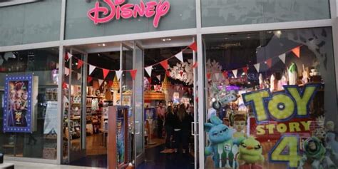 The First Ever Disney Store Is Officially Closing Inside The Magic
