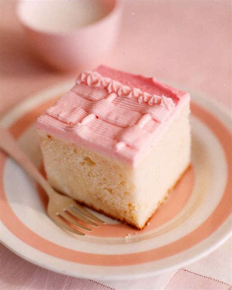 This Basic White Cake Is Good For Any Young Childs