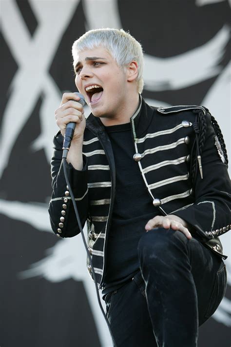 Gerard Way Black Parade Era Makeup Mugeek Vidalondon