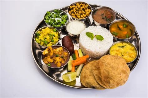 Indian Thali Indian Food Thali Punjabi Thali Punjabi Food Thali