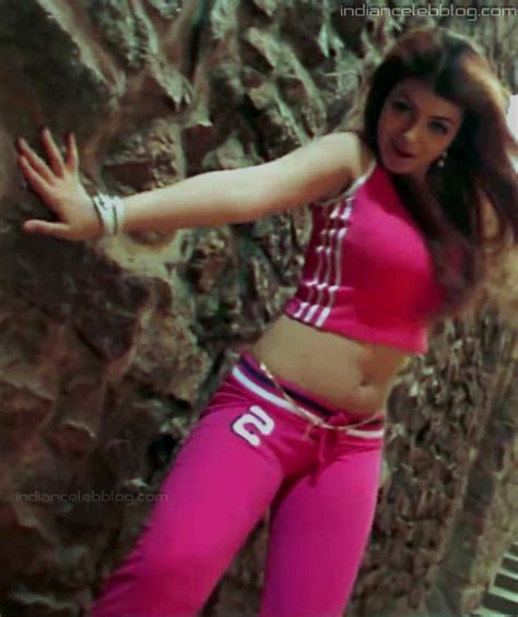 Ayesha Takia Telugu Movie S1 15 Hot Navel Pics