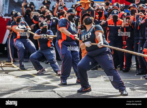 Quezon City 14th Mar 2022 Female Firefighters Participate In The