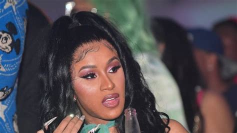 39 Cardi B Wap Song Lyrics