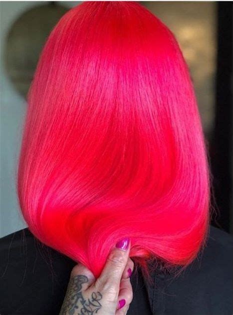 30 Pretty In Pink Hair Colors And Styles We Love Hair Color Pink Pink Hair Hair Highlights