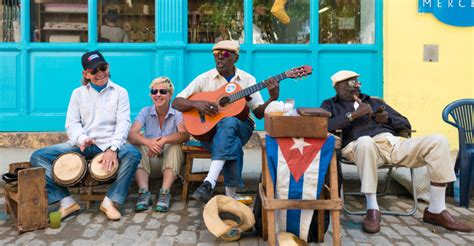 28 Best Cuban Songs That Will Blow You Away