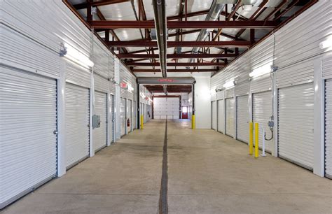 On average a neighbor in mississauga unit in mississauga costs $217 per month. Making The Best Of Storage Units Near You | Best Storage ...