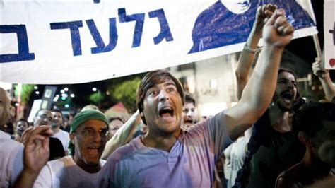 اسرائیل میں تاریخی مظاہرے تصاویر Bbc News اردو