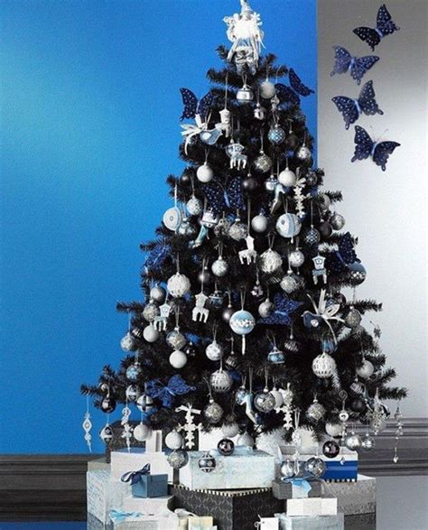 25 Black Christmas Trees That You Can Apply For Halloween Homemydesign