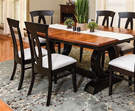 Amish Dining Table