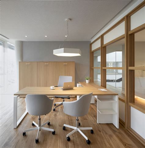 Diseño De Oficinas En Madera Y Blanco Sube Interiorismo