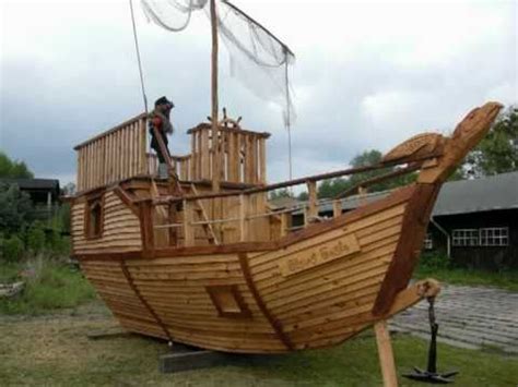 Pdf plans playhouse plans pirate ship download cool wood projects for teenagers kid stuff. Piratenschiff - Abenteuer - Spielhaus - YouTube