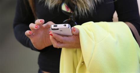 Teen Smoking Sex Hit New Lows But Texting Fat Are New Dangers