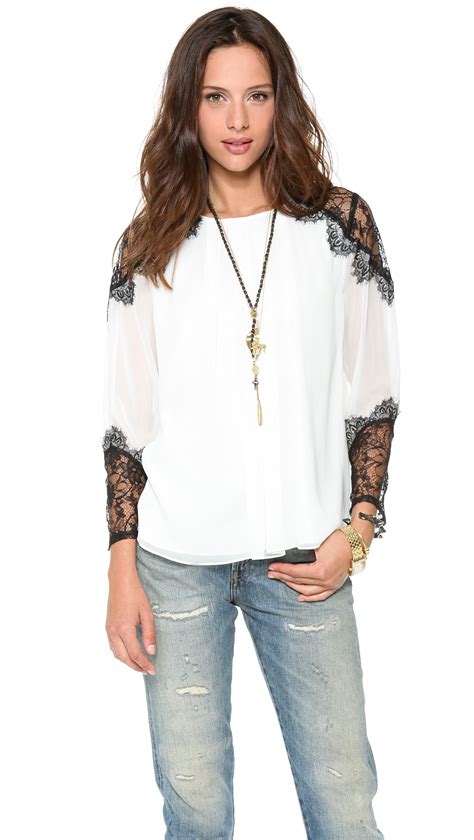 Alice Olivia Alice Olivia Danyelle Lace Shoulder Blouse In White Lyst