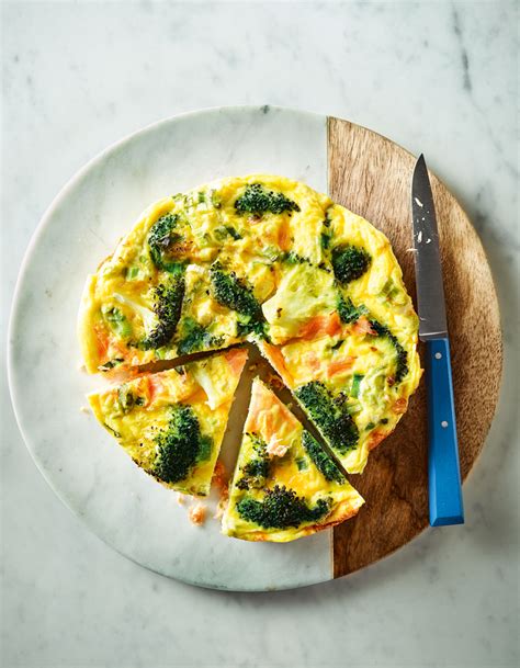 Quiche sans pâte au saumon fumé et brocoli pour 6 personnes