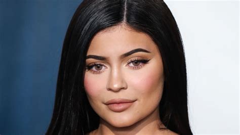 Kylie Jenner Tells Glam Squad To ‘stop Fighting Funny Video
