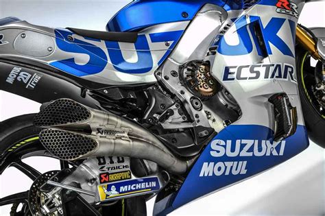 スズキのmotogpマシンが〈ブルーシルバー〉に一新！ Team Suzuki Ecstar が2020年シーズンを戦う Gsx Rr を発表