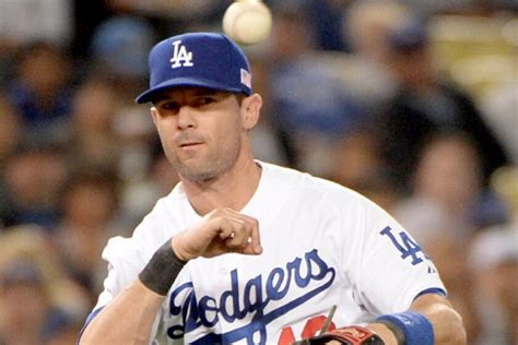 Michael Young Deciding Between Retiring And Returning To Dodgers Los