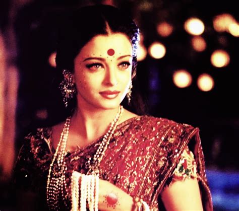 My Bollywood Fairytale Bollywood Aishwarya Rai Pictures Bengali Bride