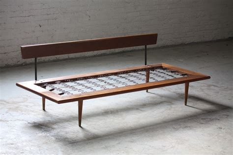 ON DECK Handsome Mid Century Modern Daybed Sofa U S A 1960 S