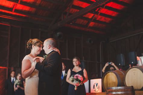 Saltwater Farm Vineyard Ct Wedding Melissa And Ian Maler Photography