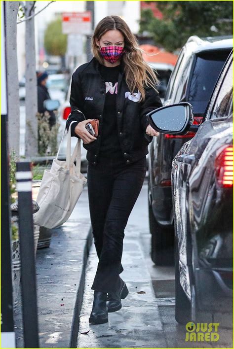 Olivia Wilde Wears Harry Styles Tour Merch While Out Shopping Photo Olivia Wilde