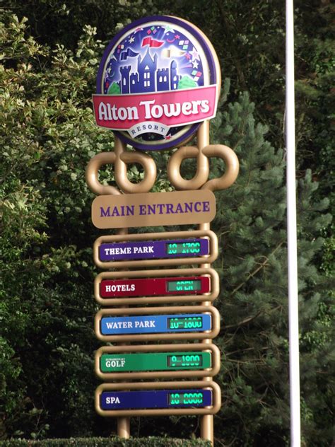 Alton Towers Entrance The Most Recent Entrance To Alton To Flickr