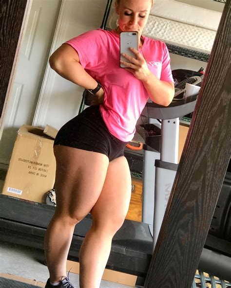 Crossfit Women Thick And Fit Gillespie Fitness Models Female Thick Thighs Toned Body Legs