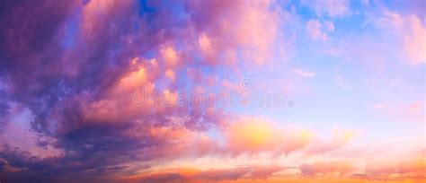 Gorgeous Panorama Twilight Sky And Cloud At Morning Background Image