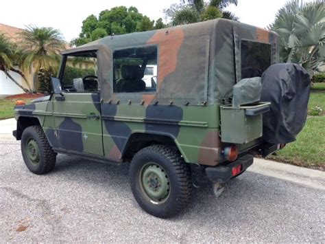 In conjunction with a range of elements from the military. 1990 Mercedes-Benz 250GD "Wolf" 2,5L, Diesel, Bundeswehr ...